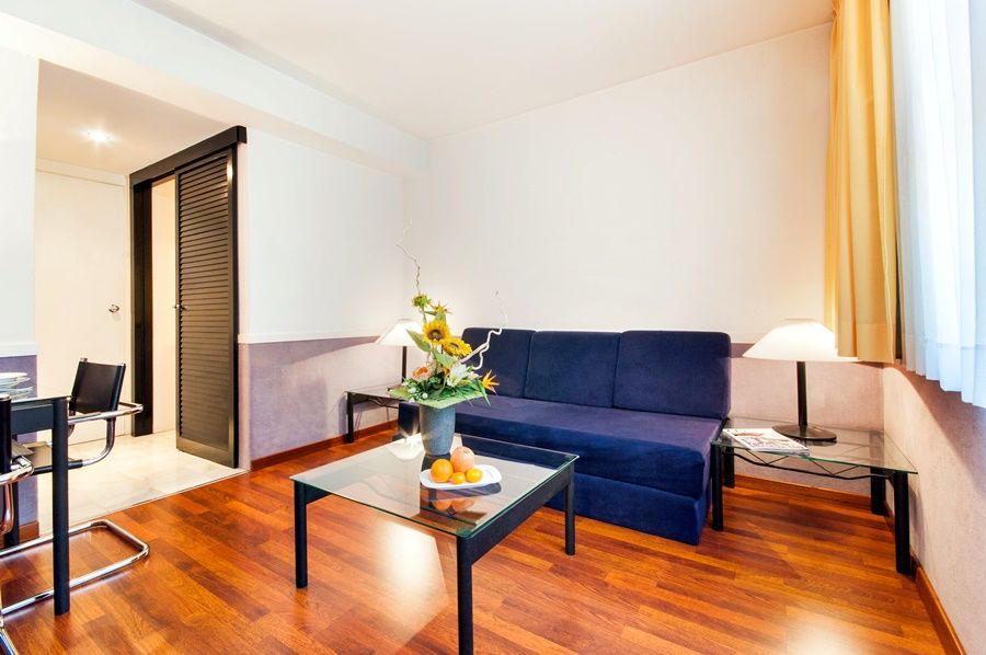 Apartamentos Descartes Barcelona Exterior foto