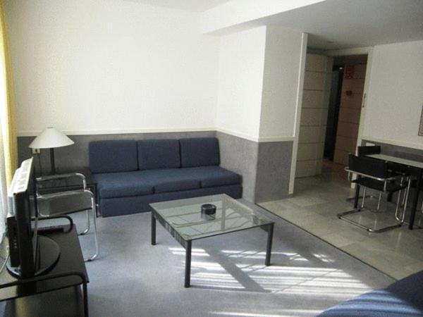 Apartamentos Descartes Barcelona Cameră foto